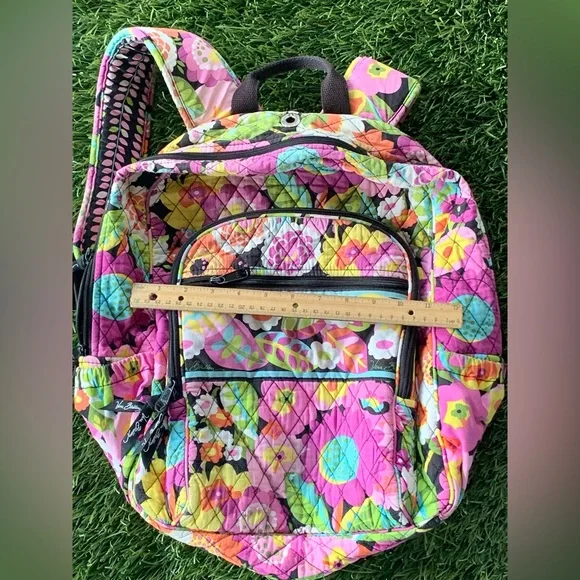 Very Bradley large backpack - Picture 6 of 6